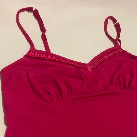 Le Chateau Cami Top - Picture 3 of 4